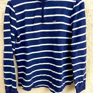 Vineyard Vines navy and white striped sweatshirt